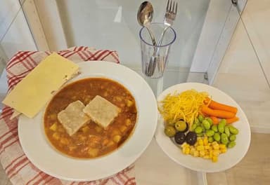 Köttfärssoppa klimp ostsmörgås