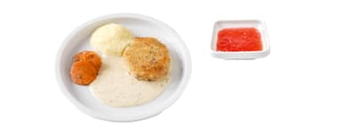 Fiskfärsbiff, kokos- och limesås, potatismos, morötter med persilja. Fruktsallad, vispgrädde