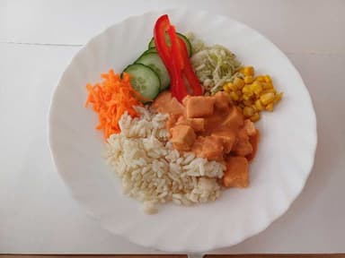 Kebabgryta med quorn, grynblandning & måltidstillbehör