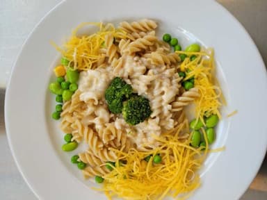 Ostpasta med rökt färs