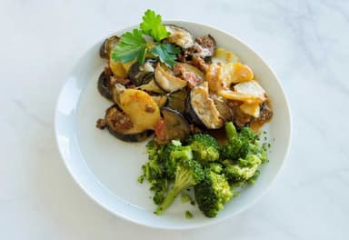 3. Specialkost Proteinreducerad - Moussaka med broccoli*