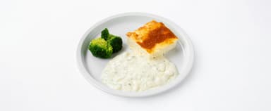 Omelett, persiljestuvade palsternackor, broccoli, Jordgubbssmoothie