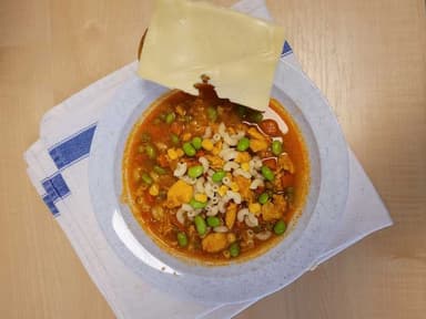Kycklingsoppa  ostsmörgås