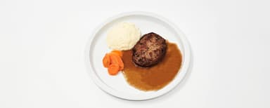 Biff Lindström, gräddsås, potatismos, morötter. Fruktsallad