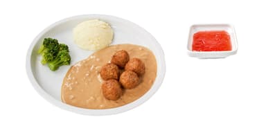 Kycklingfärsbiff, gräddsås, potatismos, broccoli. Bärkräm