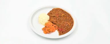 Färsgryta Cajun, potatismos, morot med persilja, Morotskaka