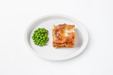 Lasagne med fänkål, svamp och linser, ärter. Aprikossmoothie
