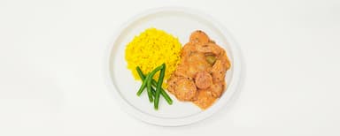 Kreolsk fläskköttsgryta med chorizo och oliver, gult ris, haricots verts. Silviakaka