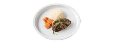 Kycklingfärsbiff med örtolja, kall örtsås, potatis- och palsternacksmos, morötter, Fruktsallad