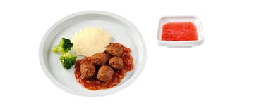 Sojabönsbollar, tomatsås, potatismos, broccoli. Bärkräm, vispgrädde