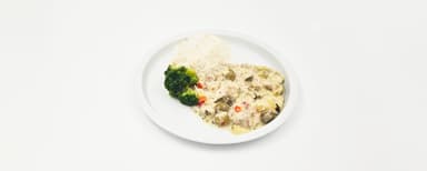 Citronkyckling med oliver, paprika, zucchini, jasminris, broccoli, Jordgubbsmousse