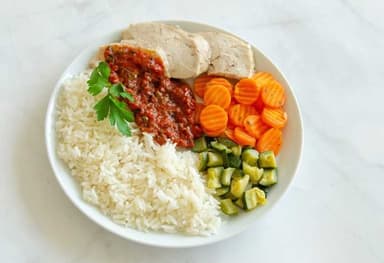 Specialkost Skonkost - Medelhavskyckling med ris, zucchini och morötter*