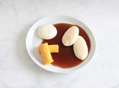 Kycklingtimbal med rödvinssås, ristimbal och morotstimbal
