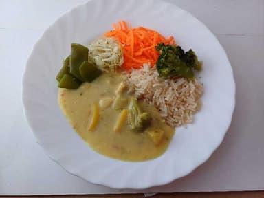 Quorngryta med persika och grynblandning samt måltidstillbehör