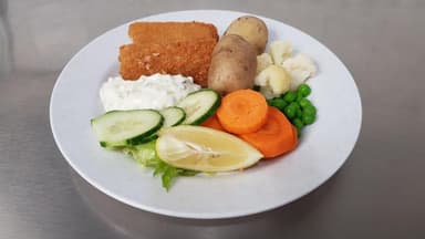 Fiskpanetter, potatis, remouladsås